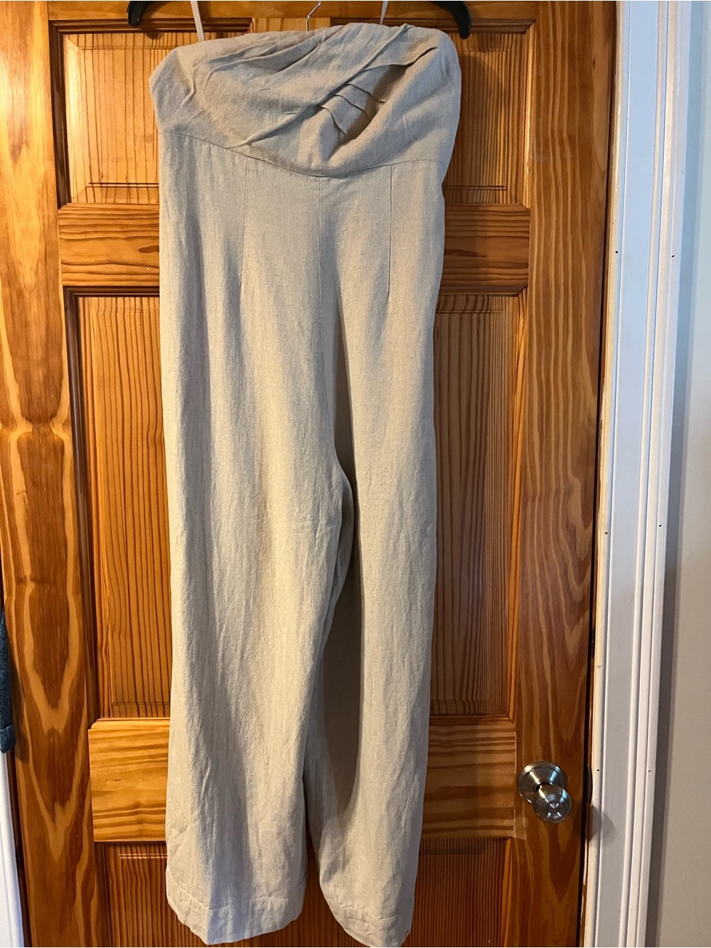 Urban Outfitters Strapless Wide-Leg Jumpsuit in Light Beige 55% Linen